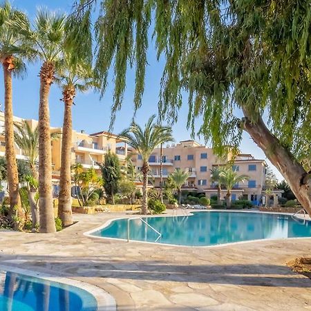 207 Kings Palace Seaview Пафос Екстериор снимка