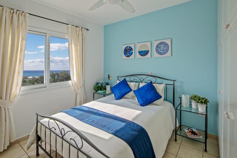 207 Kings Palace Seaview Пафос Екстериор снимка